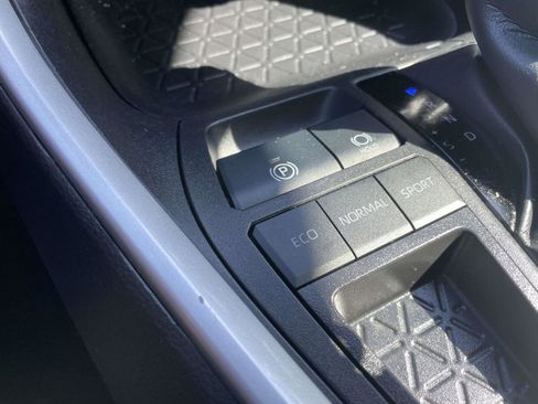 Used 2024 Toyota RAV4 LE FWD image 35