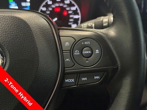 Used 2024 Toyota Corolla Cross AWD Hybrid image 15
