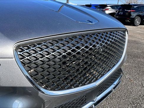 Used 2023 Genesis GV70 2.5T w/ Advanced Package image 41