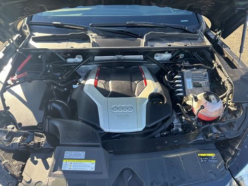 Used 2019 Audi SQ5 Premium Plus w/ Premium Plus Package image 41