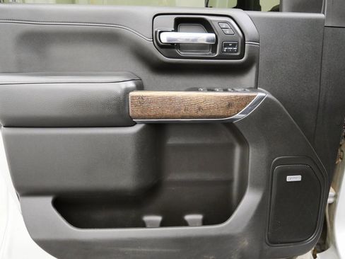 Used 2022 GMC Sierra 2500 Denali image 13