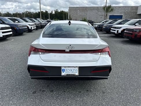New 2026 Hyundai Elantra Blue image 11