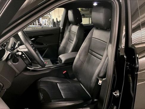 Certified 2024 Land Rover Range Rover Evoque Dynamic SE image 15