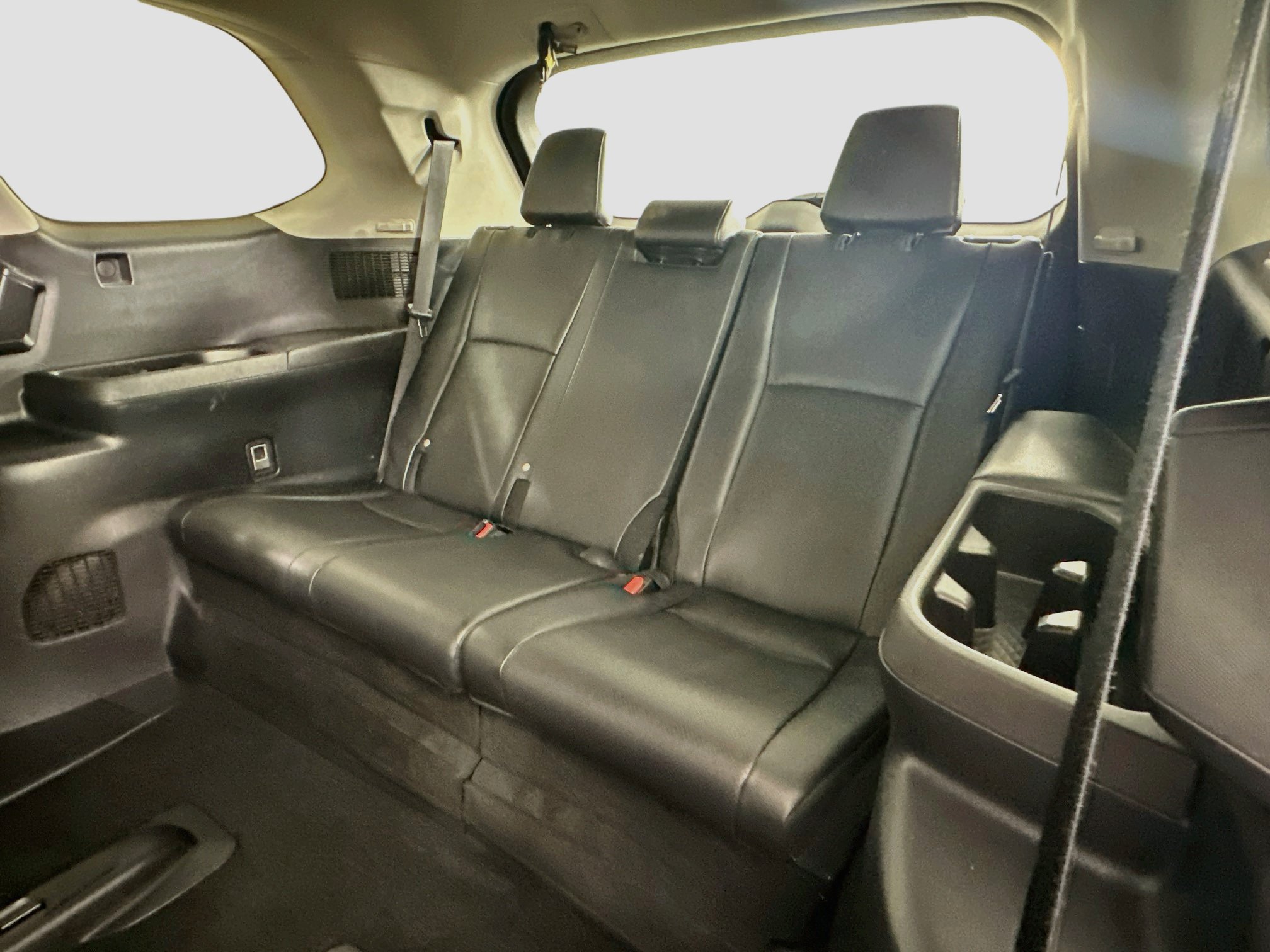 Used 2025 Toyota Grand Highlander AWD image 29