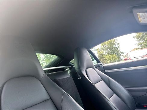 Used 2024 Porsche 718 Cayman RWD image 25