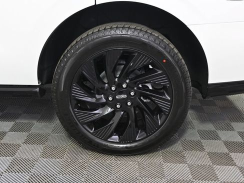 New 2026 Lincoln Navigator Black Label AWD/4WD image 20