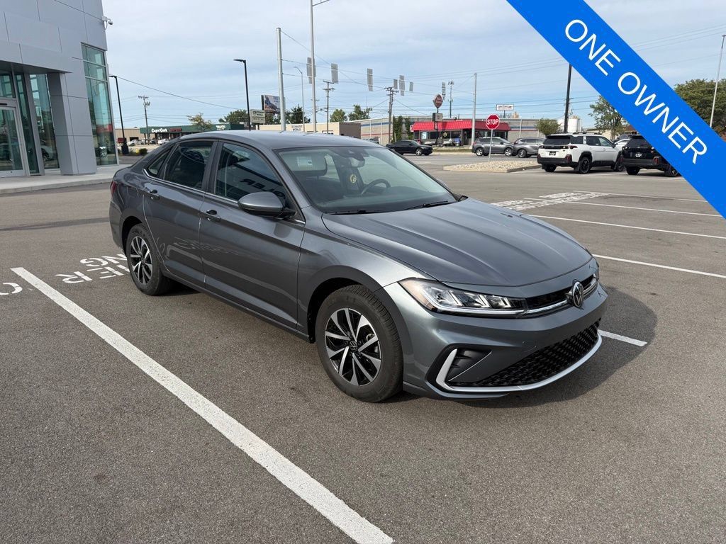 Used 2025 Volkswagen Jetta S FWD image 1