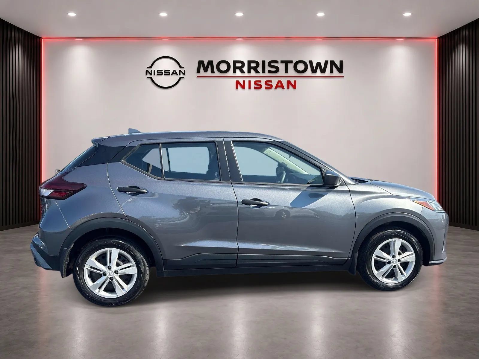 Used 2024 Nissan Kicks S FWD image 2