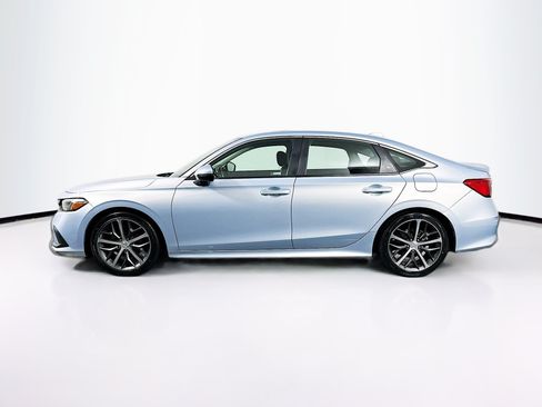 Used 2023 Honda Civic Touring image 4