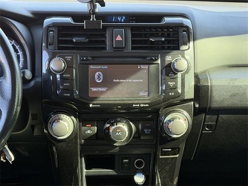 Used 2019 Toyota 4Runner TRD Off-Road image 18