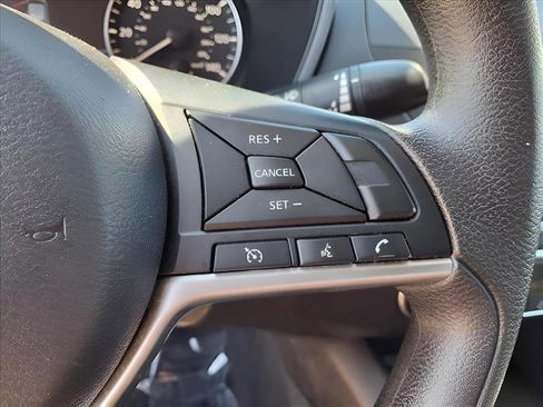 Used 2022 Nissan Altima 2.5 SV image 21