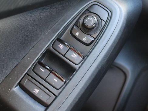 Certified 2025 Subaru Crosstrek 2.0i Premium image 32