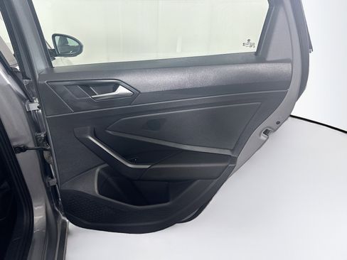 Used 2024 Volkswagen Jetta SE image 28