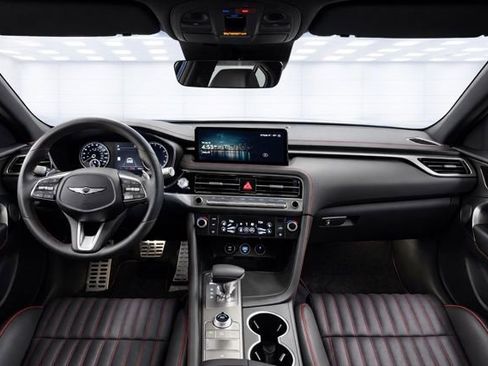 Used 2025 Genesis G70 2.5T w/ Sport Prestige Package image 17