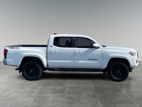 Used 2020 Toyota Tacoma SR5 image 6