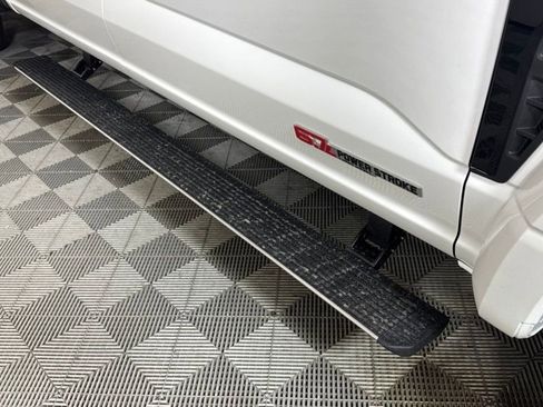 New 2026 Ford F450 Platinum w/ FX4 Off-Road Package image 32