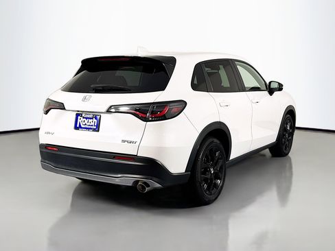 Certified 2023 Honda HR-V Sport image 5