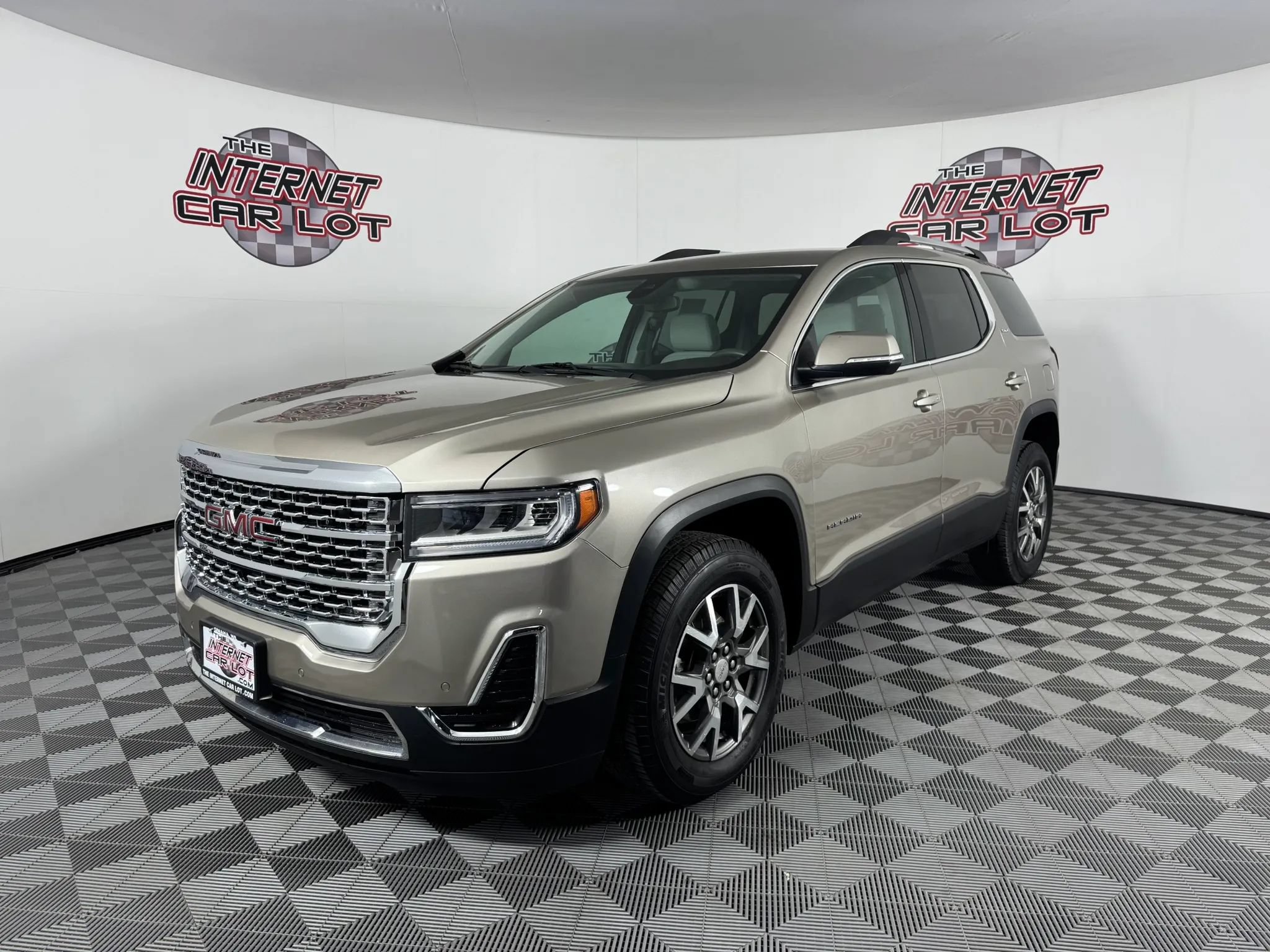 Used 2022 GMC Acadia SLE w/ Driver Convenience Package AWD/4WD image 3