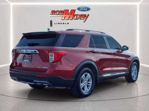 Used 2021 Ford Explorer XLT w/ Equipment Group 202A AWD/4WD image 4