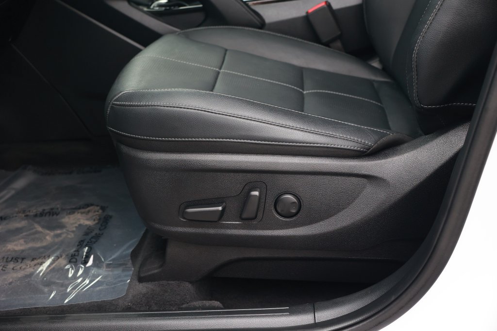 Used 2025 Kia Telluride EX w/ EX Captain's Chair Package FWD image 23