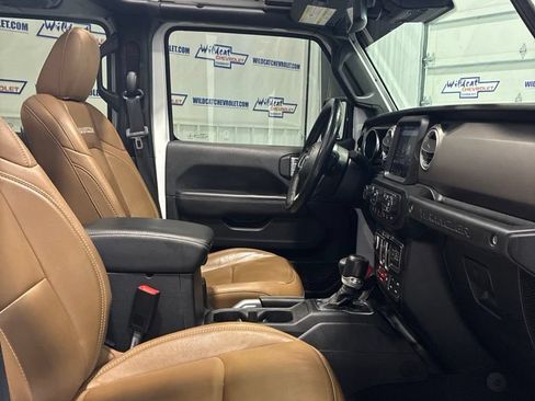Used 2020 Jeep Wrangler Unlimited Rubicon AWD/4WD image 45
