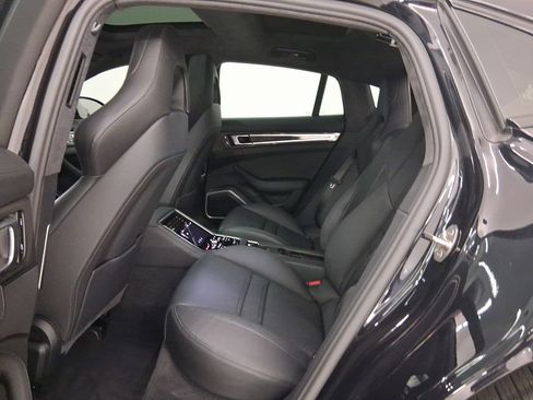 Certified 2023 Porsche Panamera GTS image 32