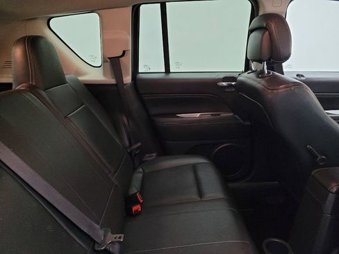 Used 2016 Jeep Compass High Altitude AWD/4WD image 19