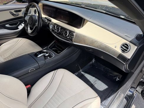 Used 2019 Mercedes-Benz S 450 Sedan image 32