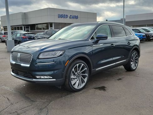 Certified 2023 Lincoln Nautilus Reserve w/ Equipment Group 202A image 8