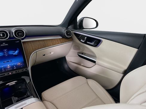 Certified 2023 Mercedes-Benz C 300 4MATIC Sedan image 29