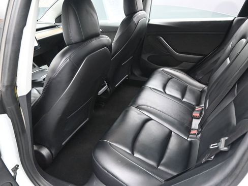Used 2021 Tesla Model 3 Standard Range Plus image 27
