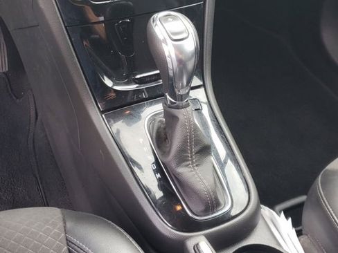 Used 2022 Buick Encore Preferred w/ Safety Package image 26