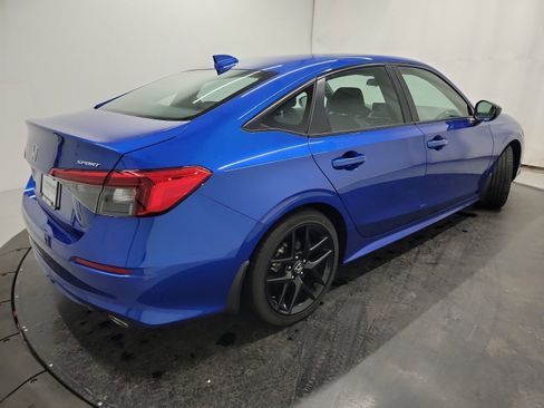 Used 2024 Honda Civic Sport image 9
