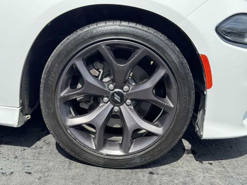 Used 2019 Dodge Charger GT RWD image 6