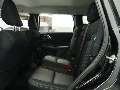 New 2026 Mitsubishi Outlander ES FWD image 23