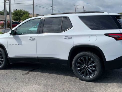 Certified 2023 Chevrolet Traverse RS w/ LPO, Floor Liner Package AWD/4WD image 6