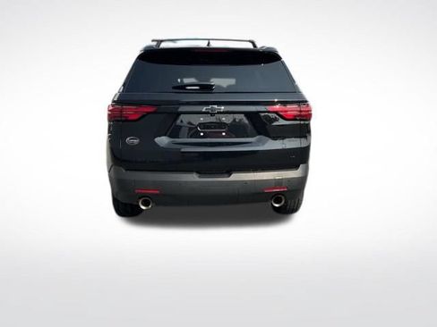 Used 2022 Chevrolet Traverse LT w/ LPO, 'HIT The Road' Package AWD/4WD image 15