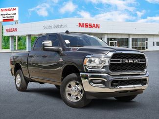 Used 2024 RAM 2500 Tradesman w/ Chrome Appearance Group video 1