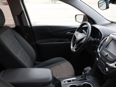 Used 2022 Chevrolet Equinox LT FWD image 12