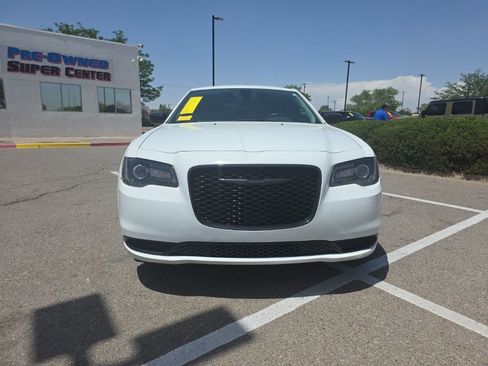 Used 2021 Chrysler 300 Touring w/ Sport Appearance Package RWD image 9