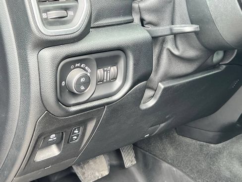 Used 2020 RAM 1500 Laramie AWD/4WD image 29