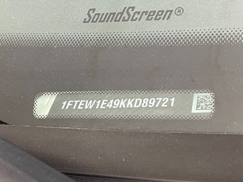 Used 2019 Ford F150 Lariat w/ Equipment Group 502A Luxury image 29