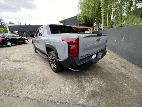 Used 2026 Chevrolet Silverado EV W/T w/ LPO, Utility Wall Package AWD/4WD image 4