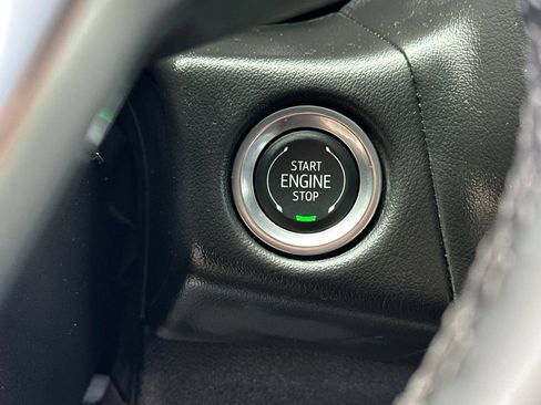 Used 2024 Chevrolet Tahoe LS RWD image 30