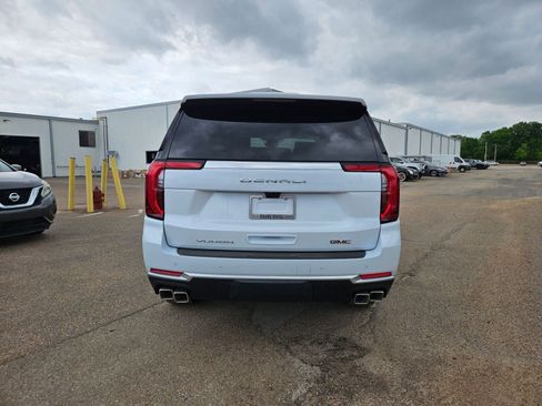 New 2026 GMC Yukon Denali image 5