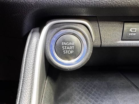 Used 2025 Toyota Grand Highlander AWD image 29