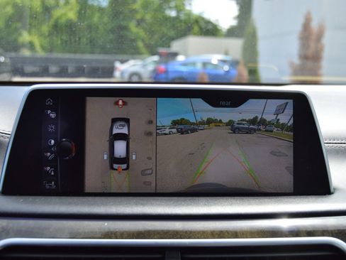 Used 2016 BMW 740i RWD image 16