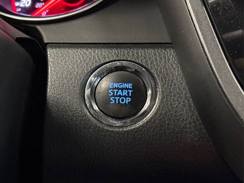 Used 2019 Toyota Camry XSE w/ Navigation Package image 25