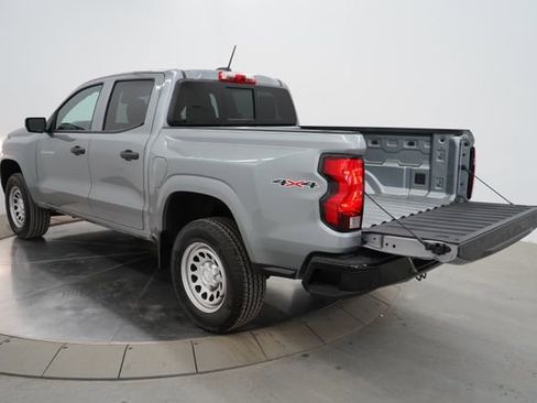 Used 2025 Chevrolet Colorado W/T AWD/4WD image 57