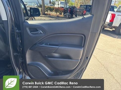 Used 2016 GMC Canyon SLT w/ Driver Alert Package image 30